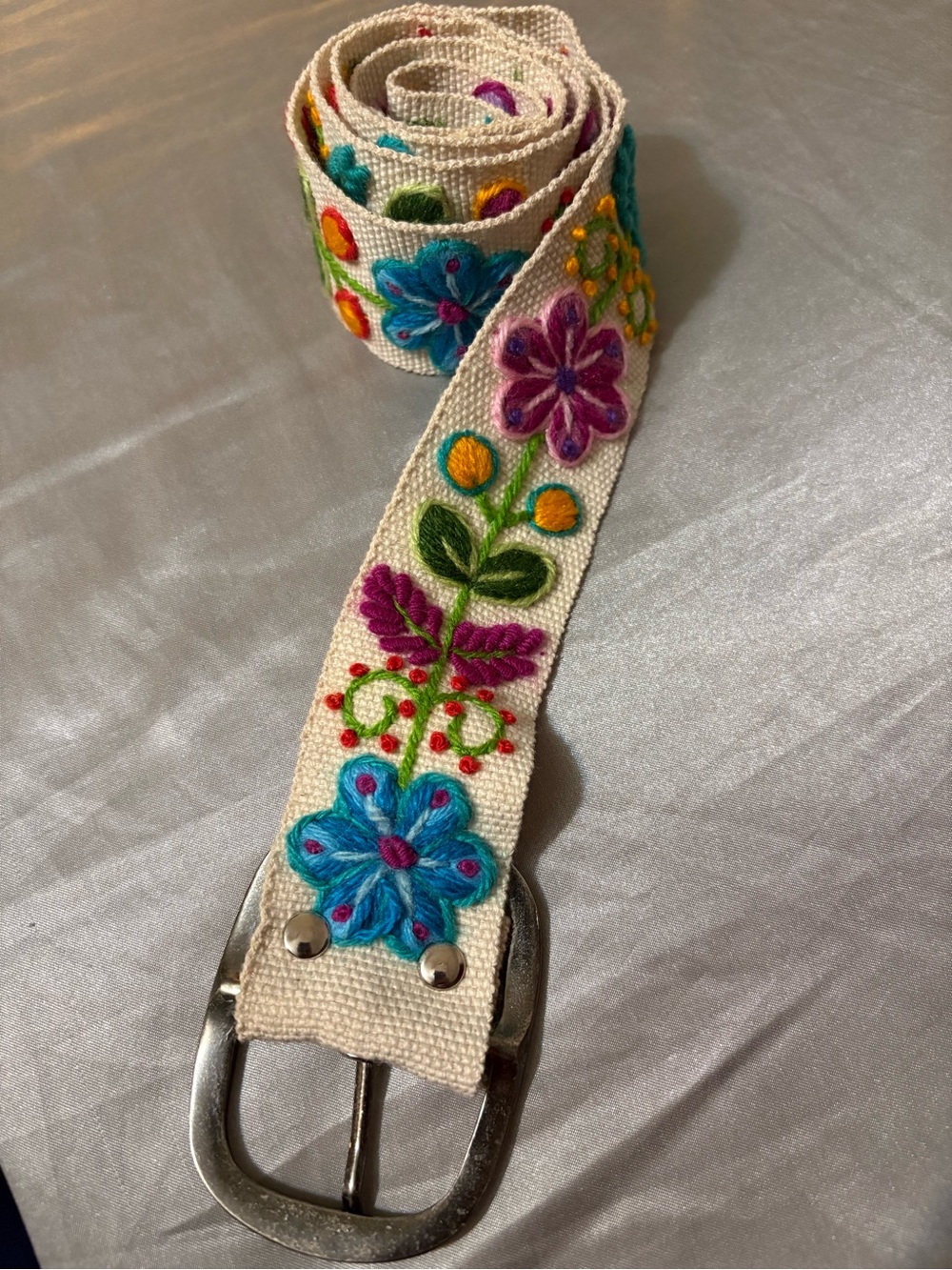 Natural Life - Embroidered Floral Canvas Belt - Cream with Multicolor Flowers